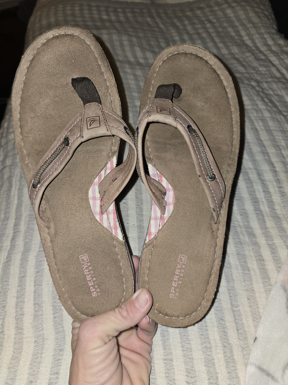 Sperry Women's Taupe Suede Flip Flop Sandals Size 8